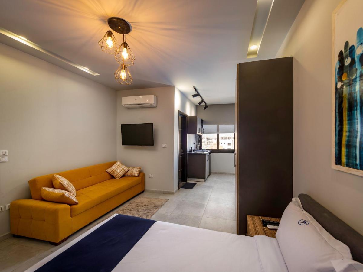 Travelholic Residence Golden Gates Cairo Exterior foto